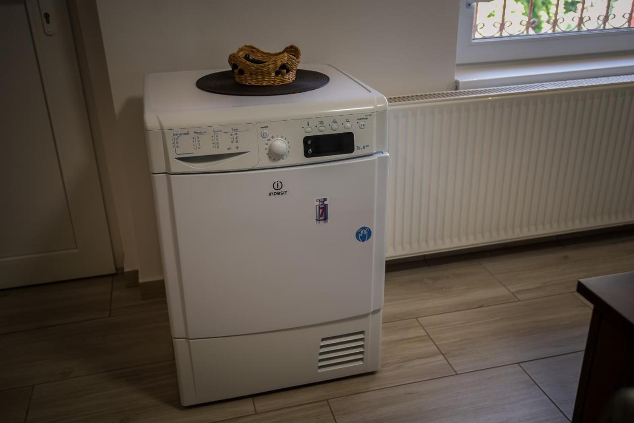 Mokka Apartman Szeged Exteriör bild