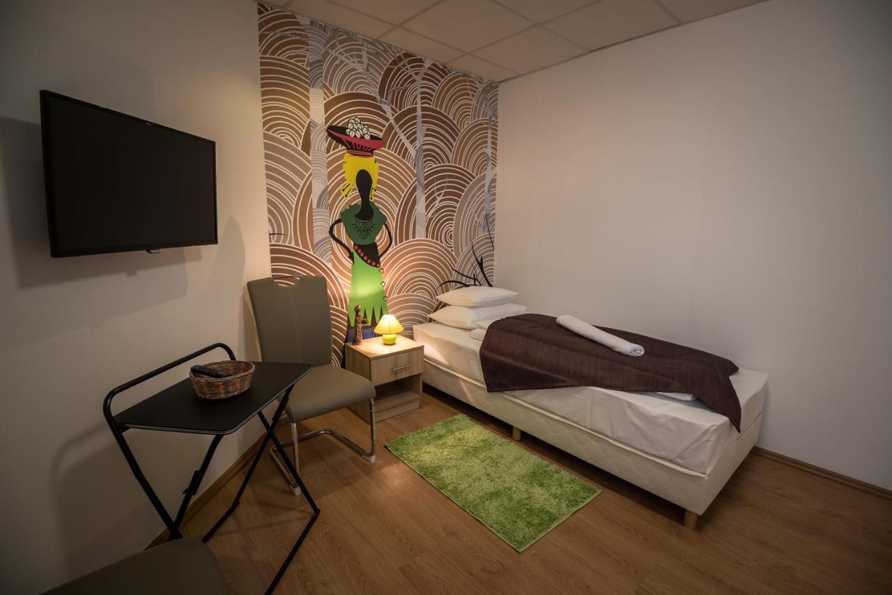 Mokka Apartman Szeged Exteriör bild