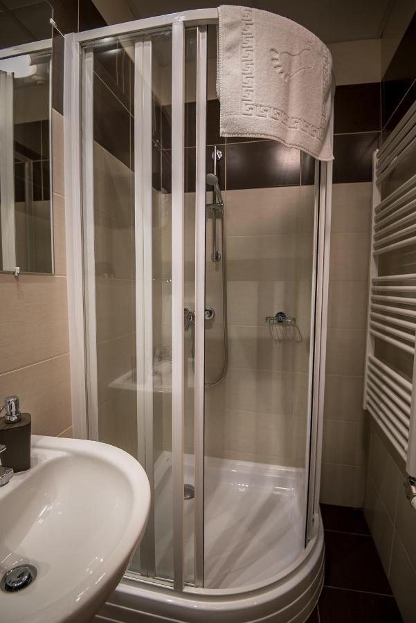 Mokka Apartman Szeged Exteriör bild