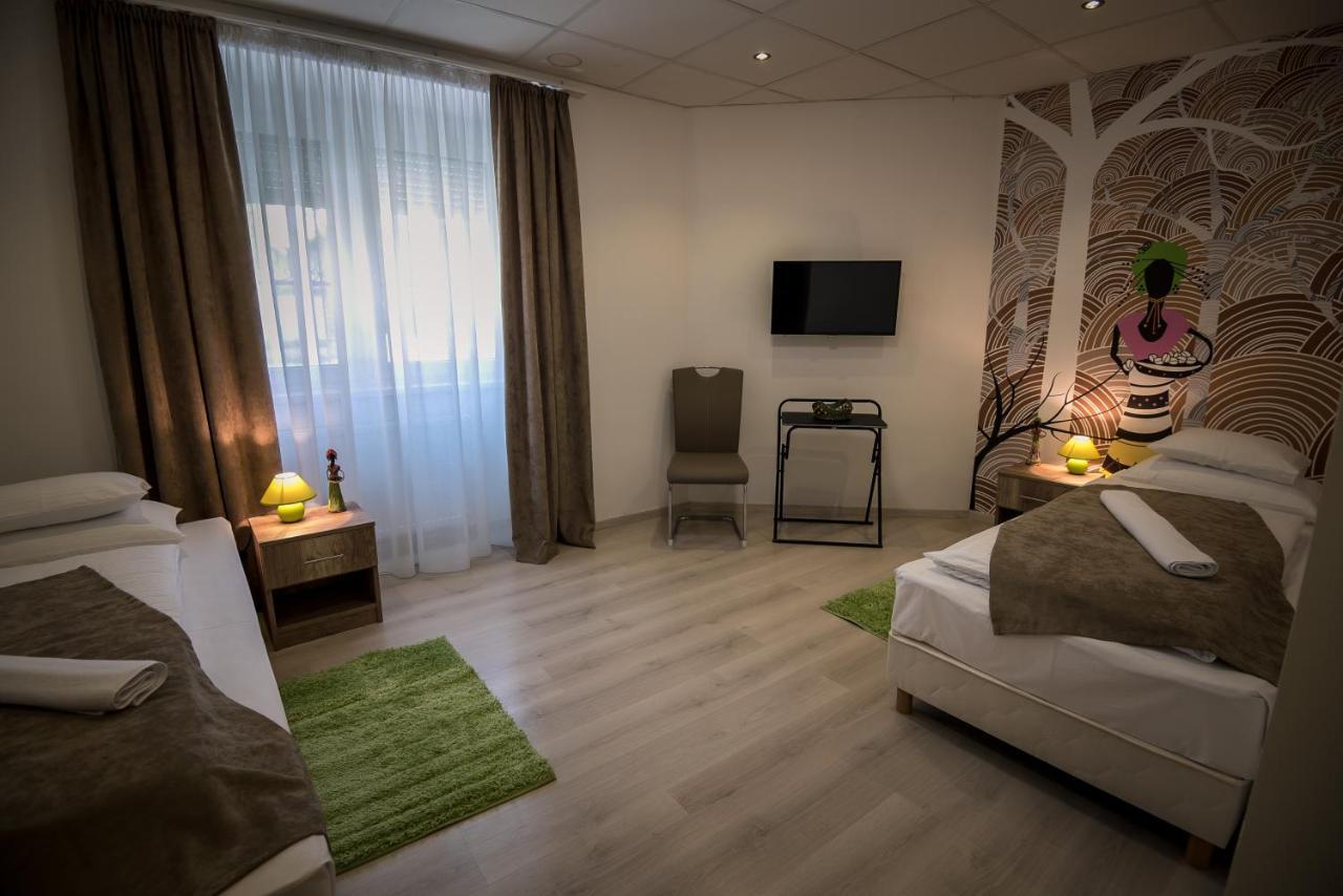 Mokka Apartman Szeged Exteriör bild