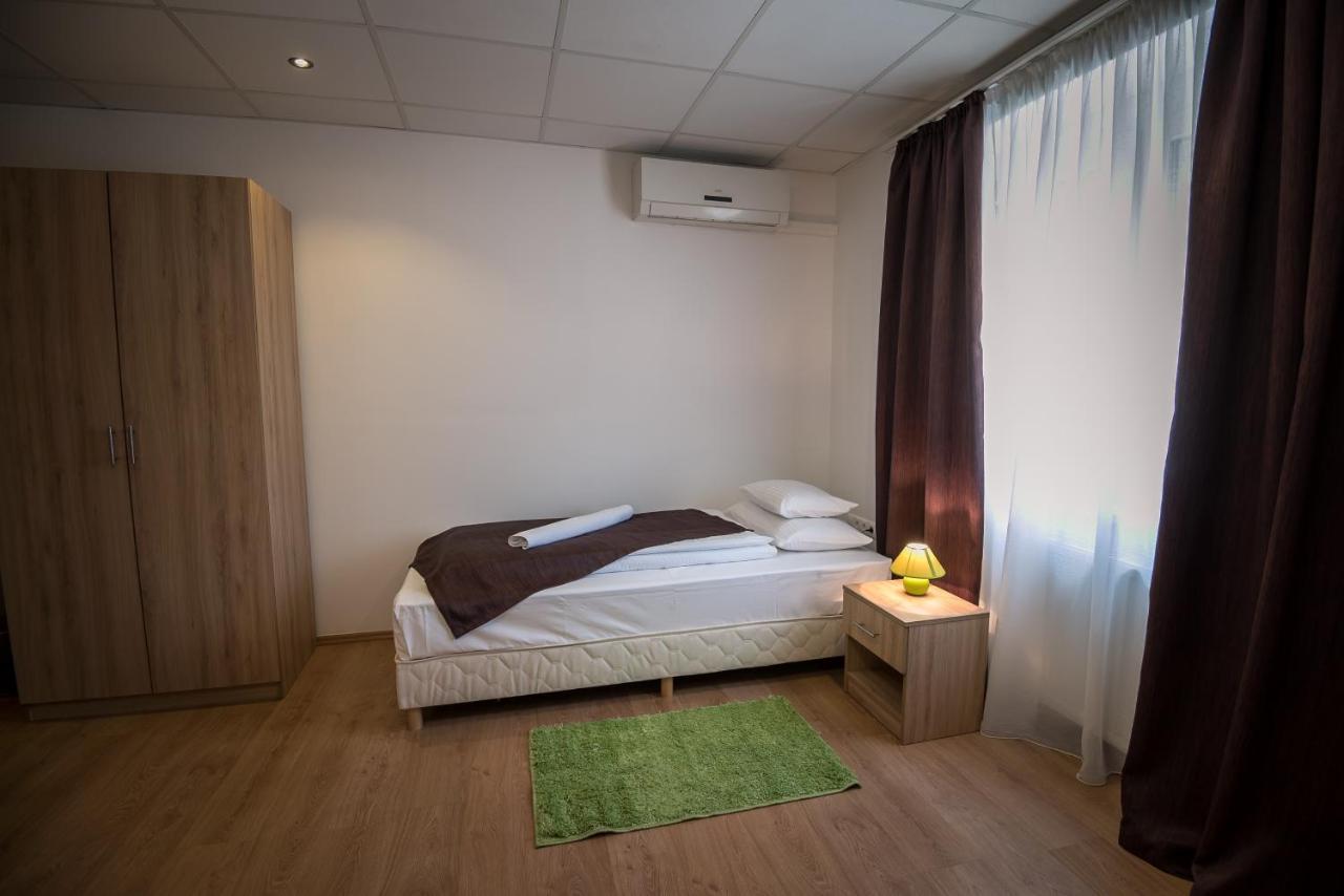 Mokka Apartman Szeged Exteriör bild
