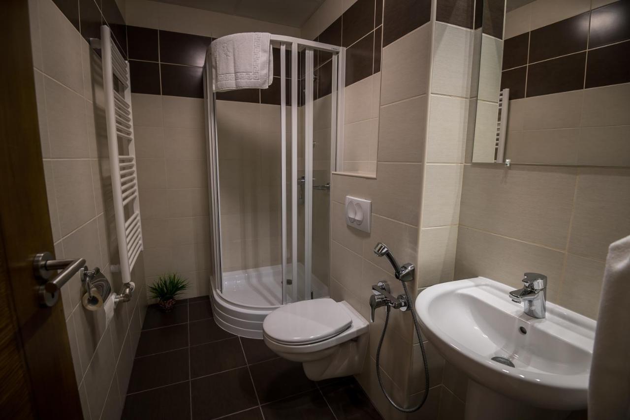 Mokka Apartman Szeged Exteriör bild