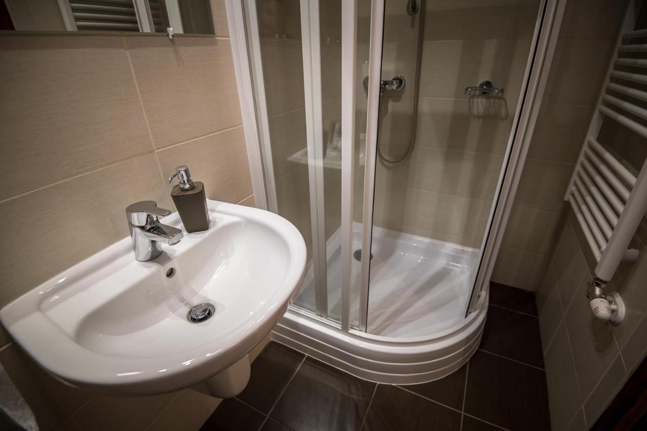 Mokka Apartman Szeged Exteriör bild
