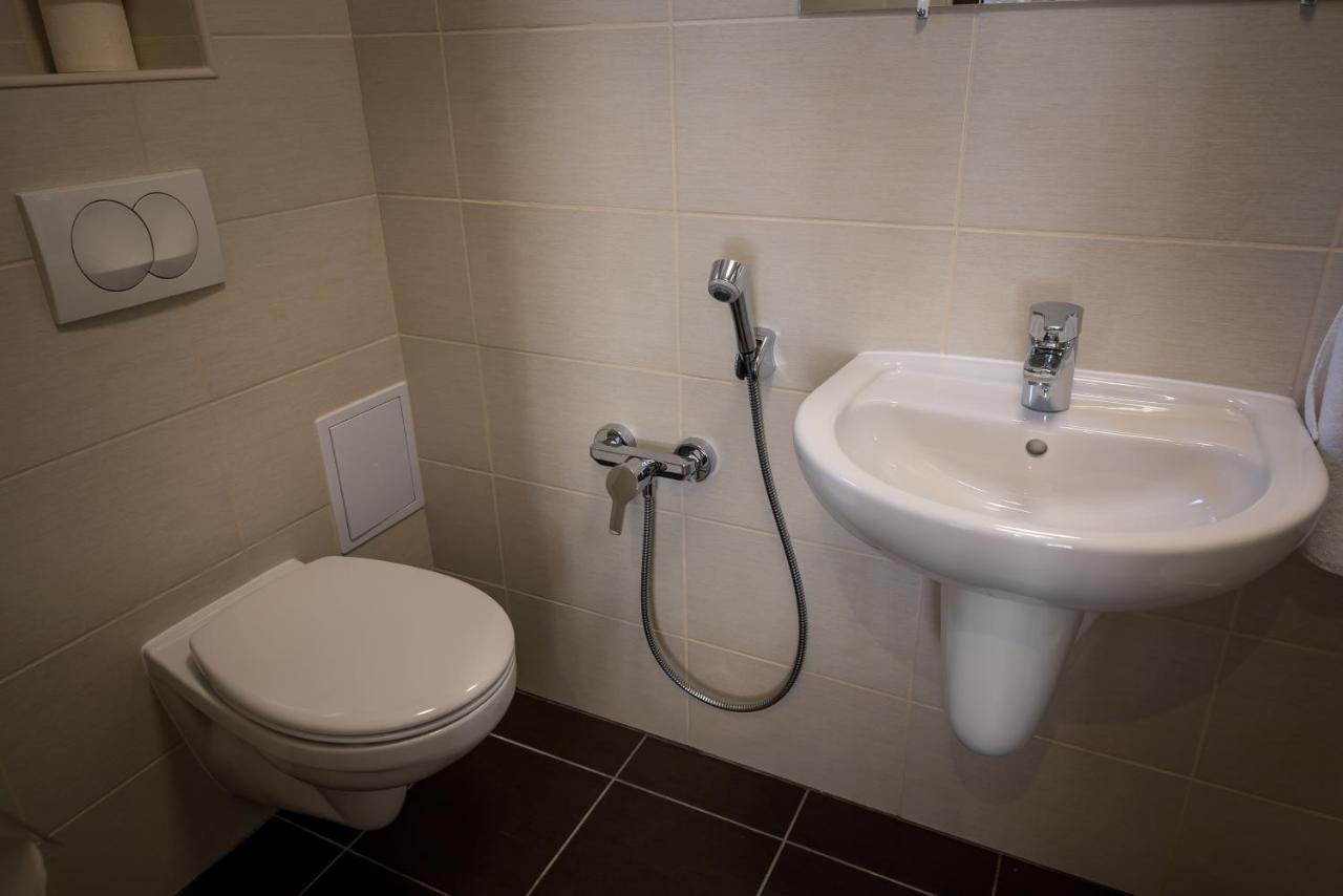 Mokka Apartman Szeged Exteriör bild