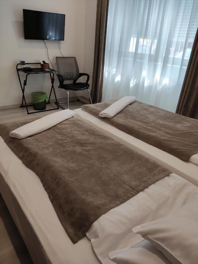 Mokka Apartman Szeged Exteriör bild