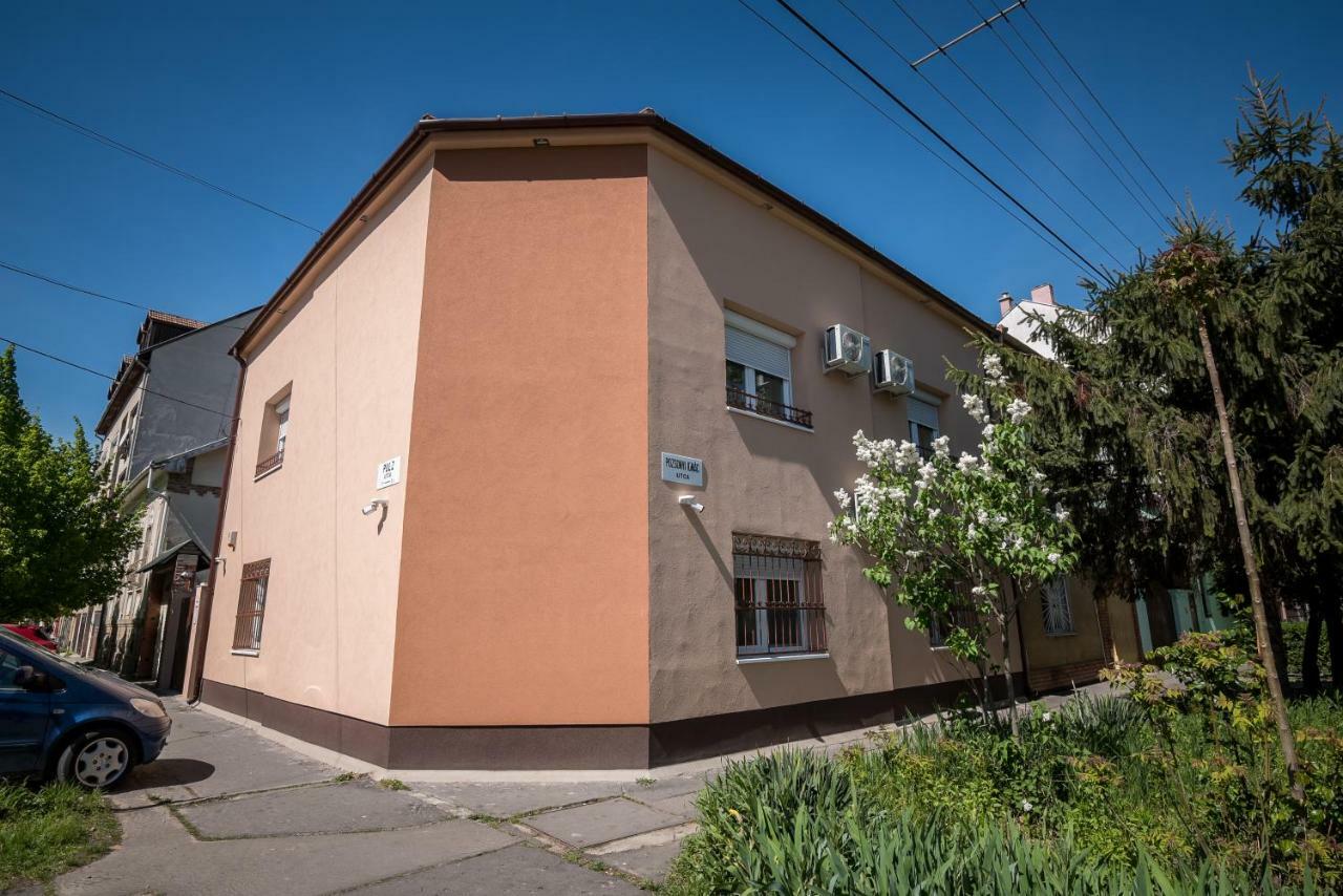 Mokka Apartman Szeged Exteriör bild
